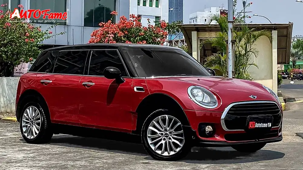 KM49RB Mini Cooper Clubman 1.5 Twin Power Turbo 2017 Chili Red On Blac