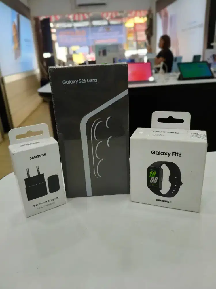 Samsung Galaxy S26ultra 12/512 Free Fit3+Adapter