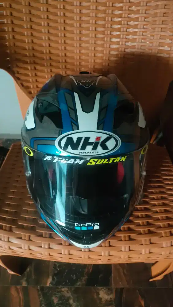 Helm NHK Gp1000