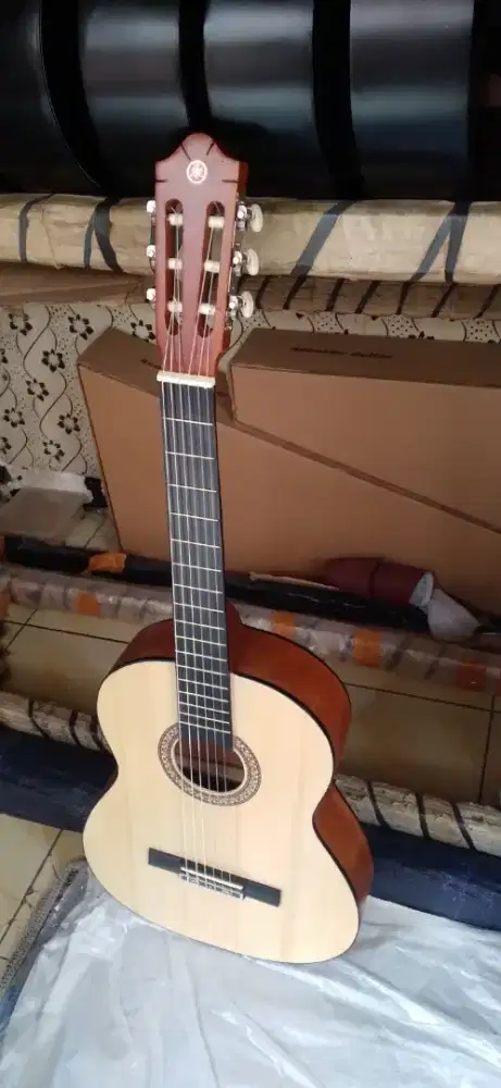 GITAR AKUSTIK KLASIK