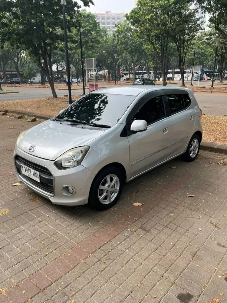 DIJUAL DAIHATSU AYLA 1.0 – TAHUN 2014