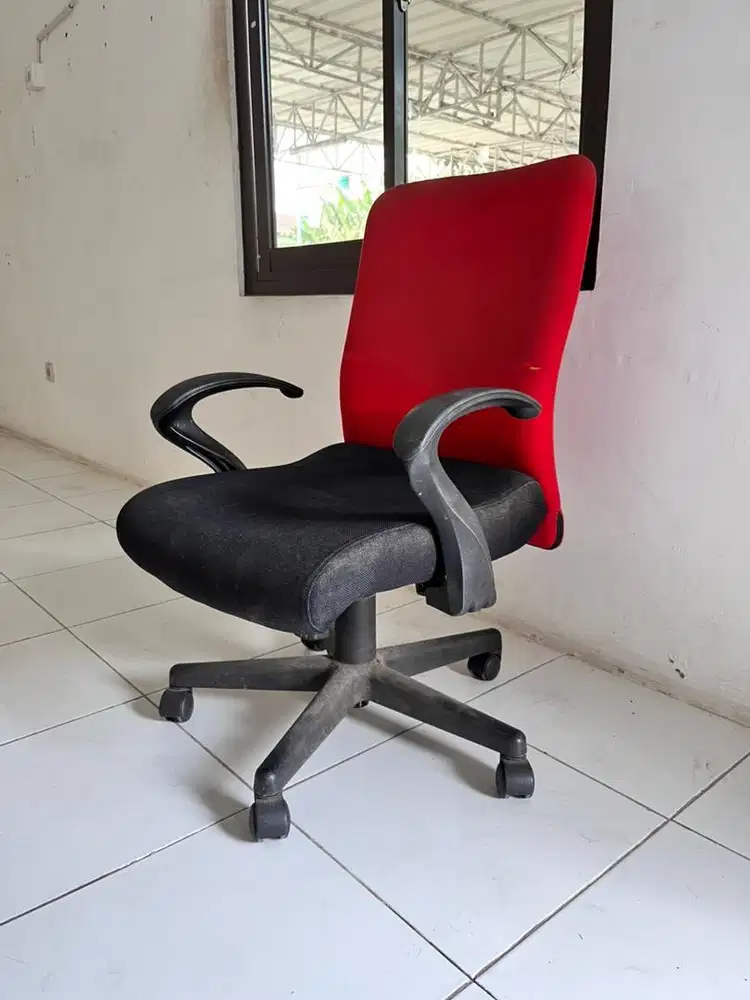 Kursi Kantor putar