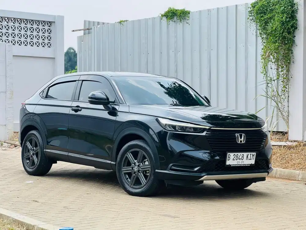 HONDA HR-V 1.5 NEW E CVT BENSIN 2023 FACELIFT SUV HITAM 2024 NON SE