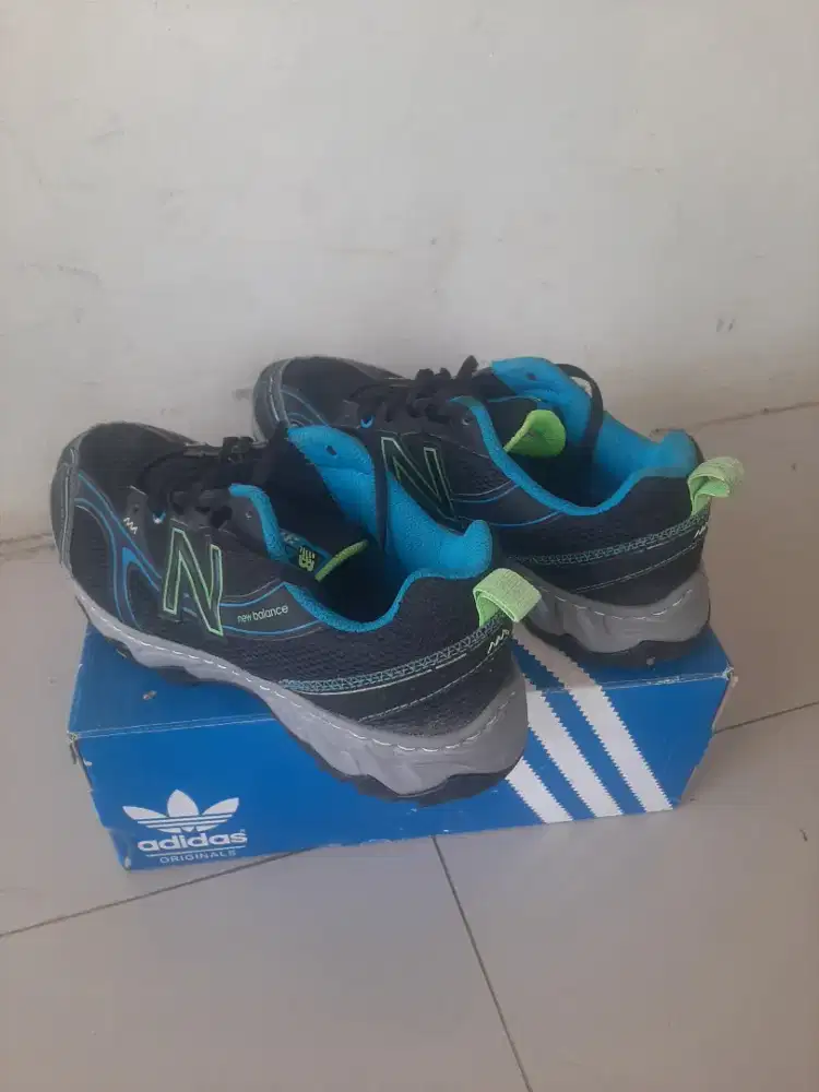 Sepatu New Balance NB Trail Running 310