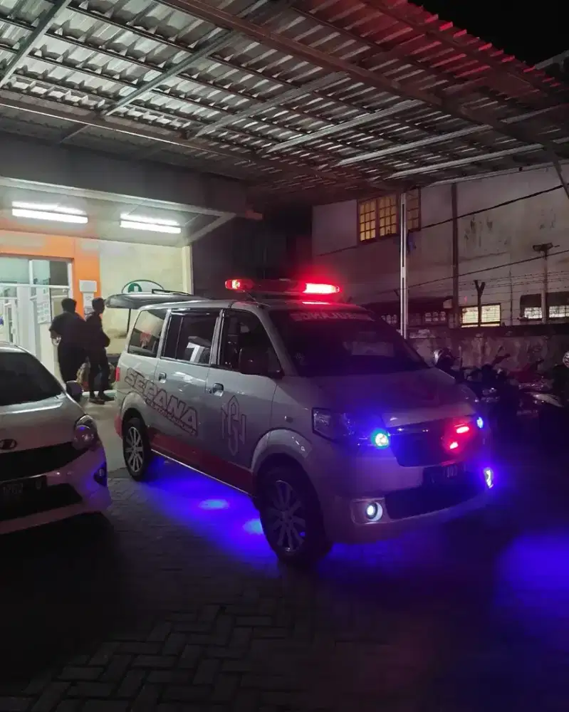 GRANDMAX AMBULANS