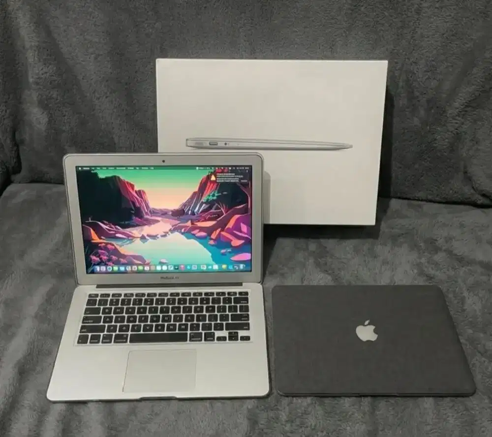 Macbook Air 2017 13 i5 128 GB