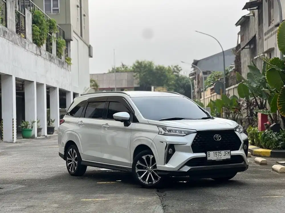 Toyota Veloz Q CVT 2022 Putih (Garage 88 Ciater)