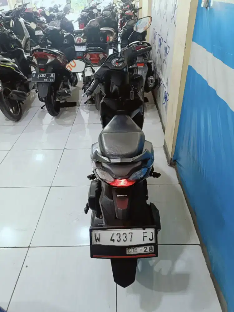 Honda BEAT DELUXE ESP CBS ISS EXCLSV FI ECO 2023 BISA KREDIT