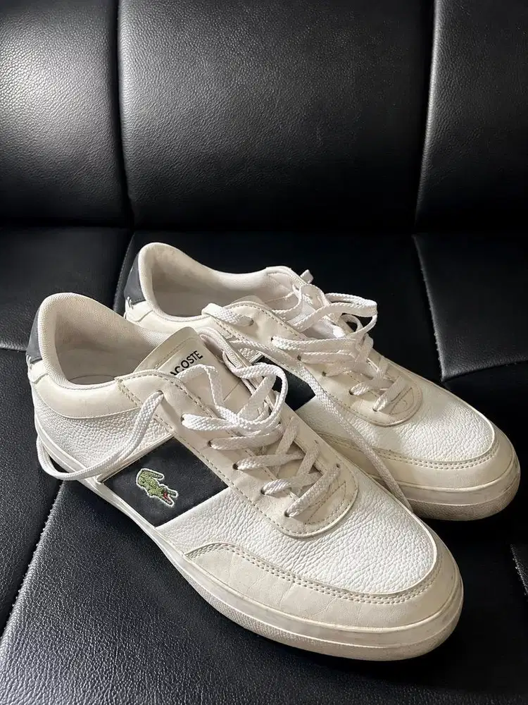 sepatu lacoste ukuran 40,5