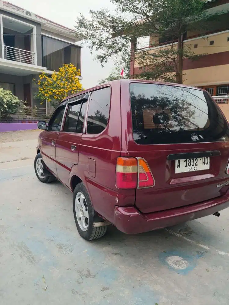 Toyota Kijang 2003 Bensin