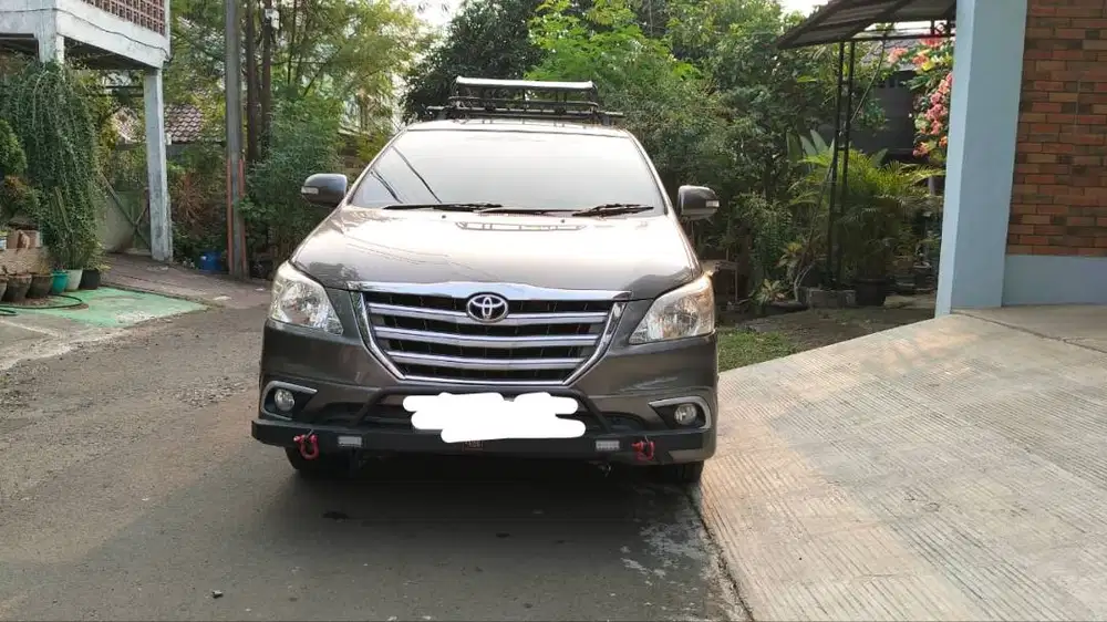 Toyota Kijang Innova A/T Diesel type V 2015