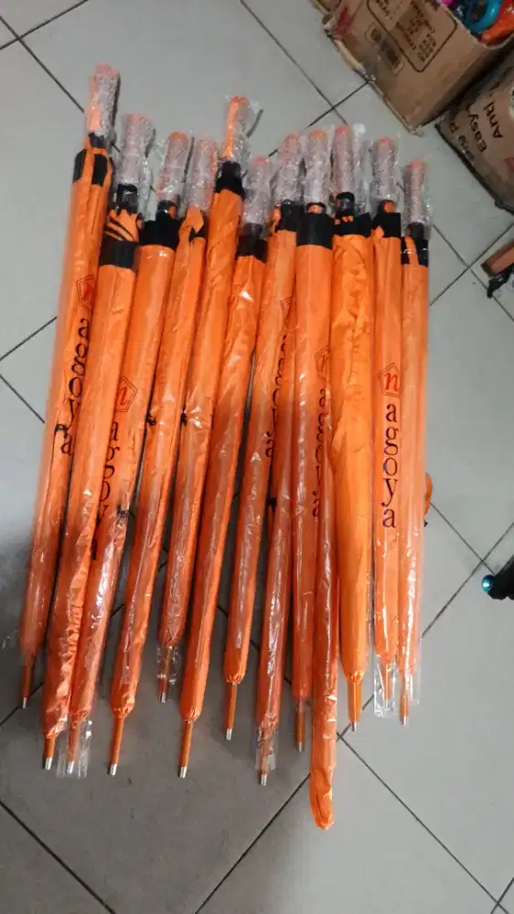 Payung jumbo otomatis