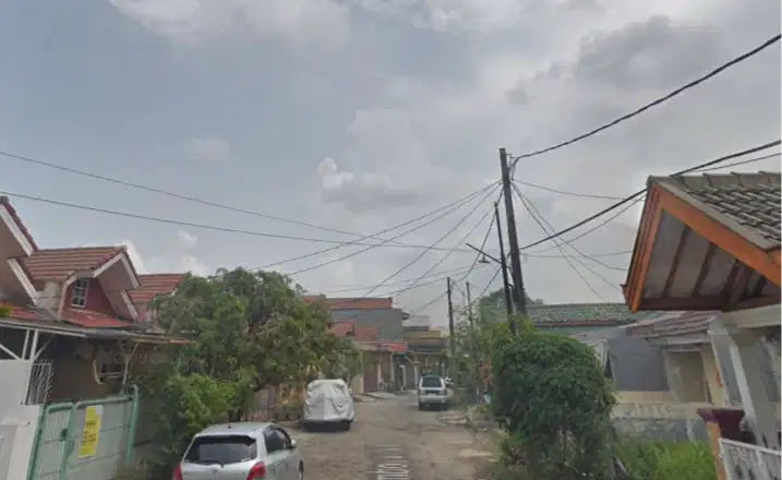 Disewakan rumah luas jalan lebar di THB Bekasi