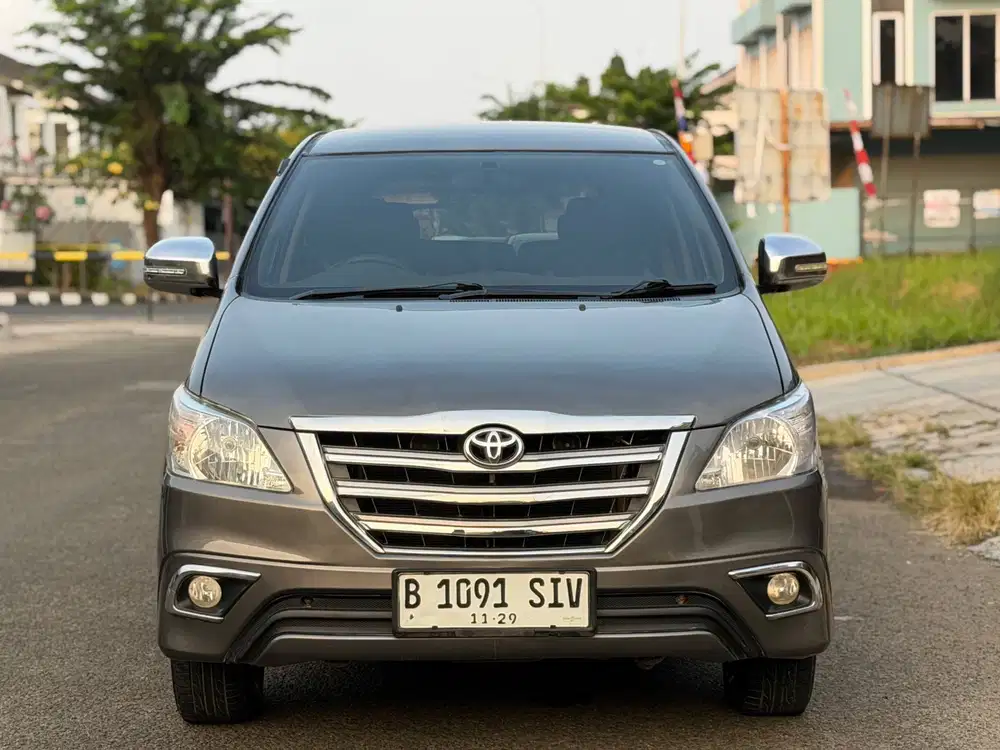Kijang Innova 2.0 G AT 2014 Gray Metallic ( Aha Nusantara )
