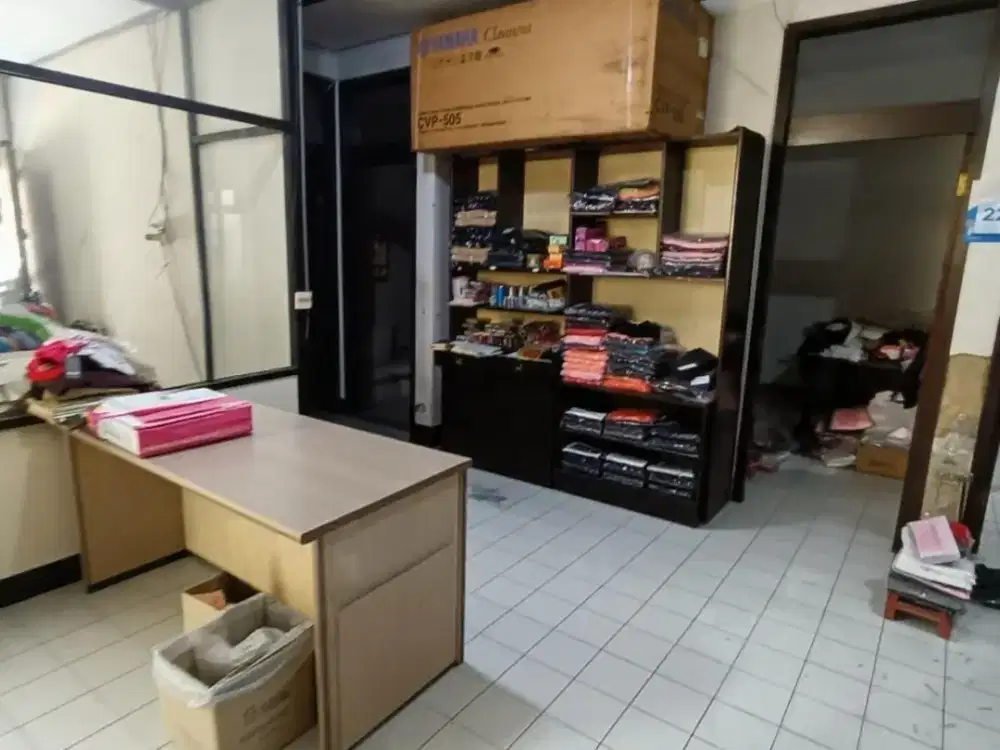Dijual Rumah Ex Kantor di Jl. Srigunting Barat, Andir Bandung