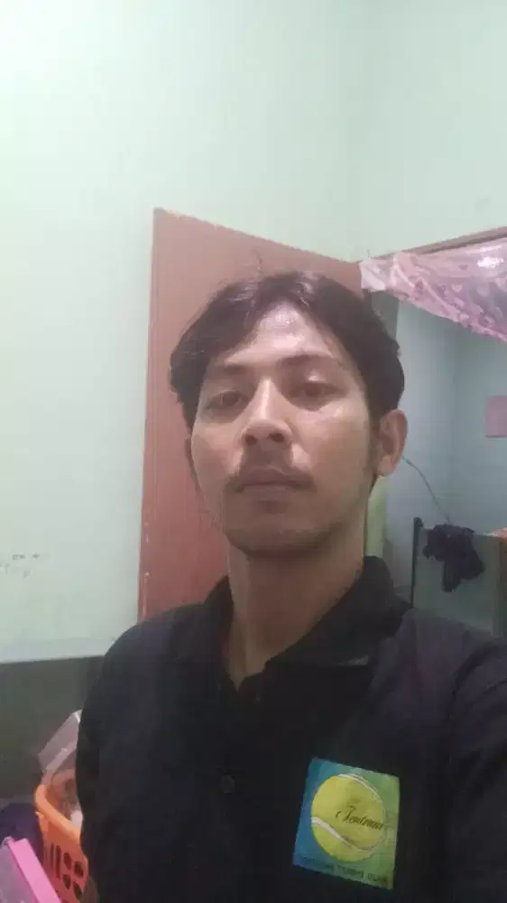 Sedang mencari pekerjaan, Dan tidak milih2