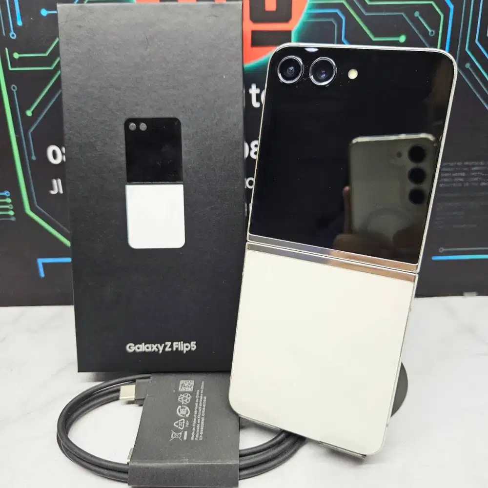 Samsung Galaxy Z Flip 5 8/256GB White SEIN Resmi Fullset No Minus