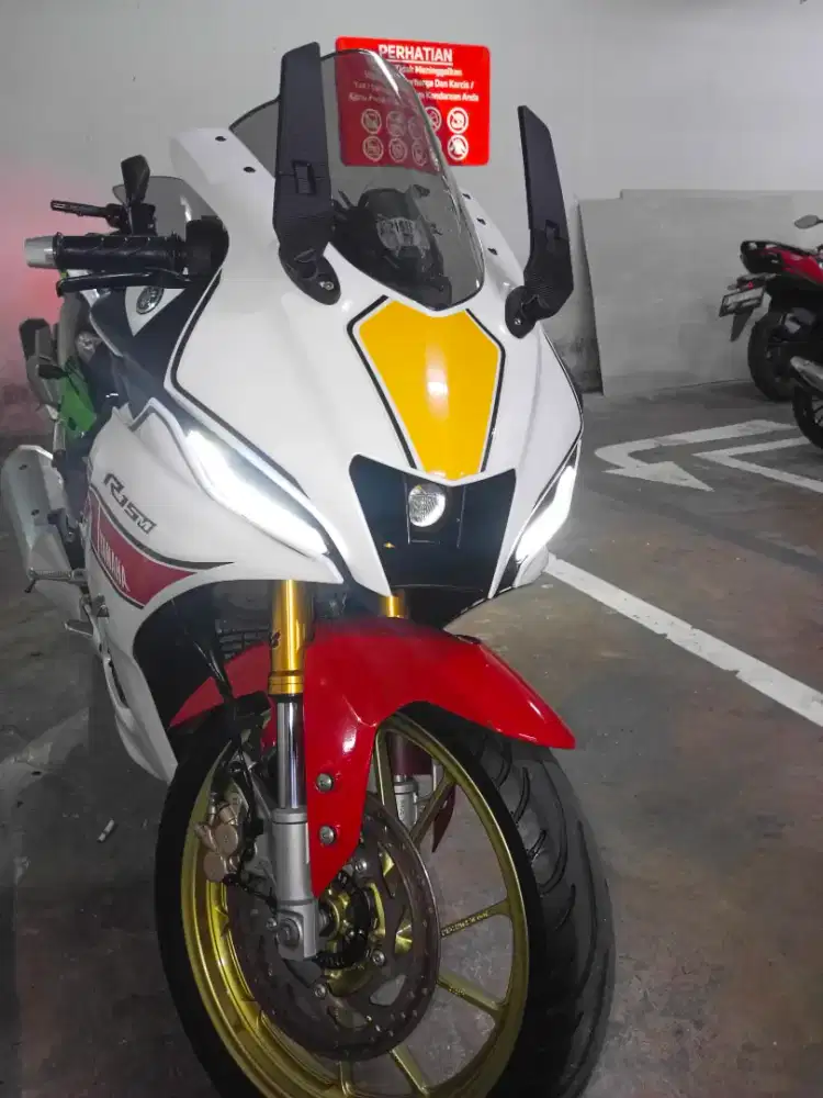 Dijual motor Yamaha r15m