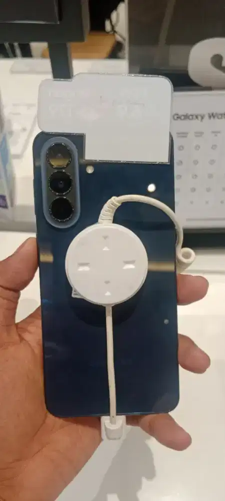 Samsung a57 5G 8 256 GB Pake Ktp aja bisa Bawa Pulang HP