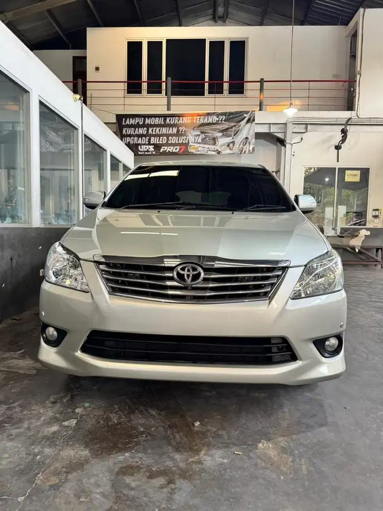 innova V diesel matik no pr siap pakai
