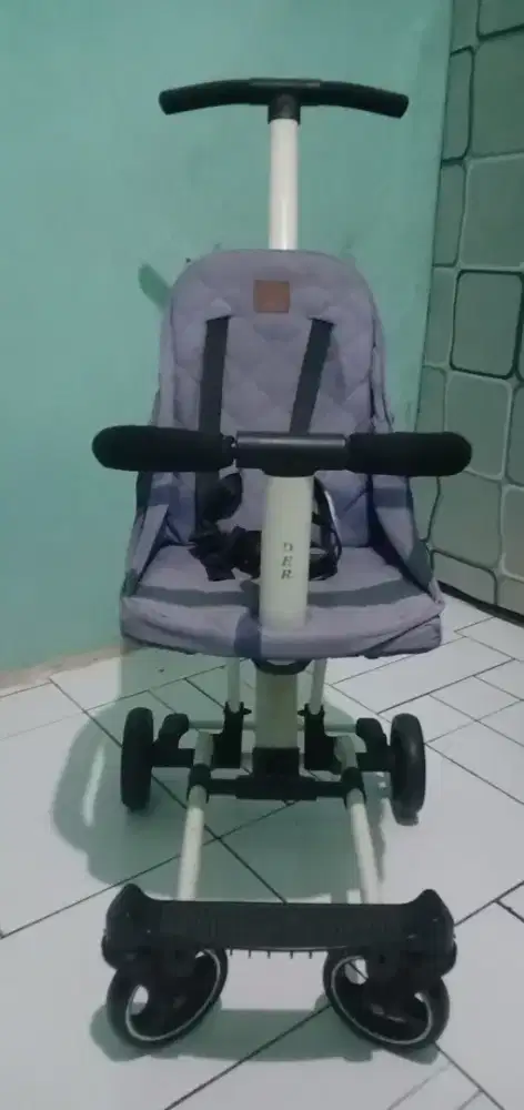Stroller anak merek Red