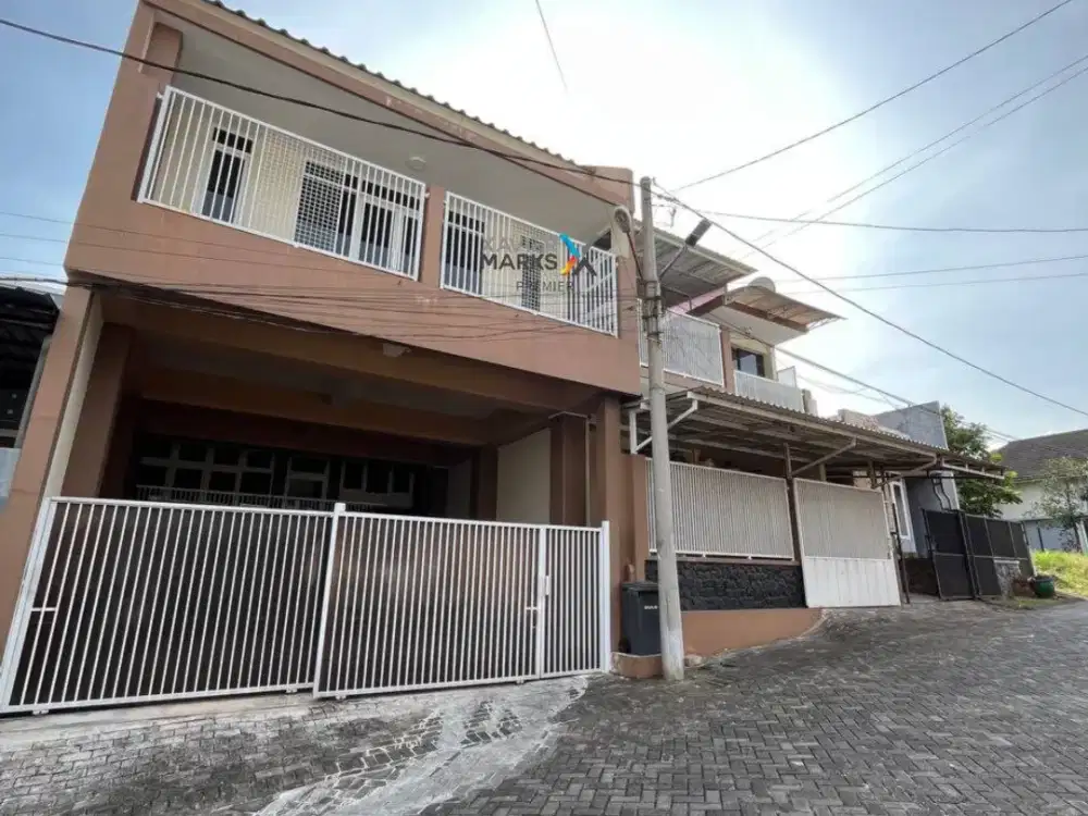 Dijual Rumah Modern Minimalis di Skypark Residence Lawang Malang