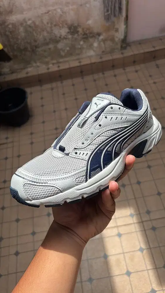 Puma Axis 42 Grey