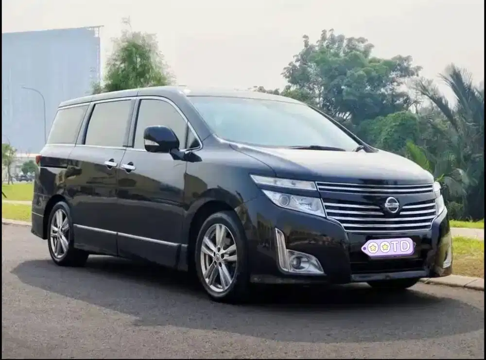 [TERMURAH] NISSAN ELGRAND 3.5 HWS (Type Tertinggi) Tahun 2013