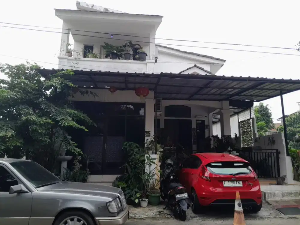 Nego Sampai Deal !! Dijual Rumah 2 Lantai 5 Kamar Tidur di Sentul Bogor SHM, Harga 1,4 M