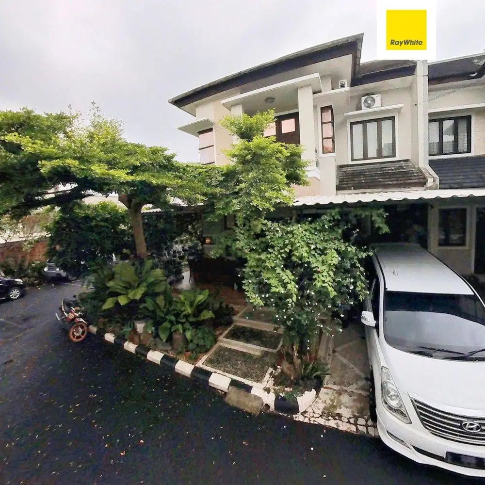 Rumah di Townhouse Single Gate 24/7