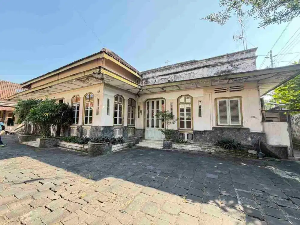 Rumah Kolonial Clasic 2.349m² Akses Jln Raya Solo Kota