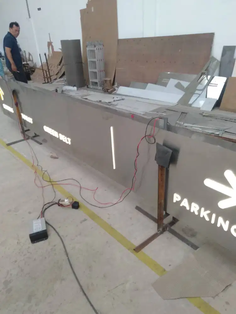Akrilik custom apa saja