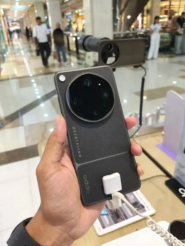 Oppo Find X9 Ultra promo bonus Travelling kit