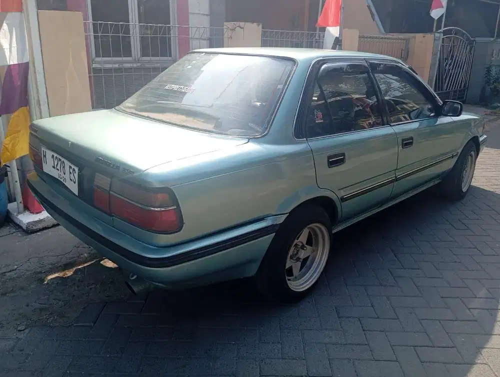 Toyota Corolla 1990 Bensin