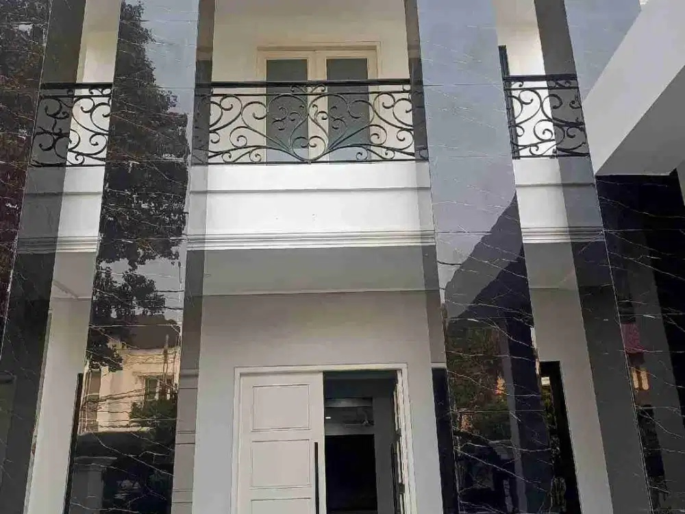 RUMAH MEWAH BARU 2 LT DI PONDOK INDAH