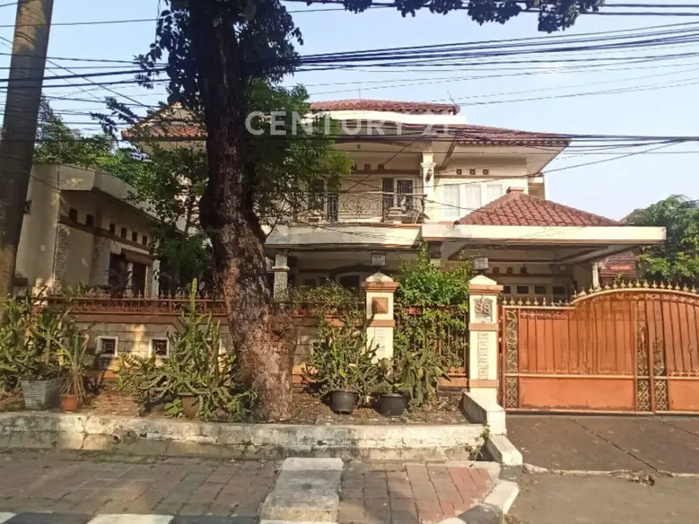 Rumah Siap Huni Jalan Utama Turun Harga Tebet Jakarta Selatan