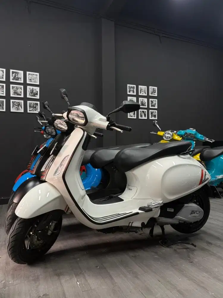 Vespa Sprint S 2024 (km 3rb perak)