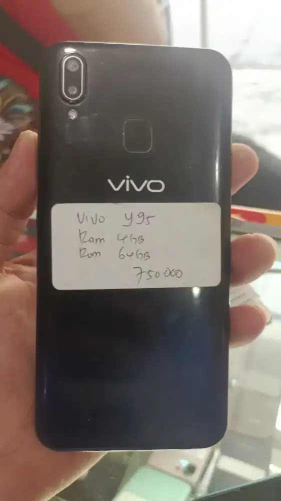 Hp vivo y95 ram 4gb rom 64gb second