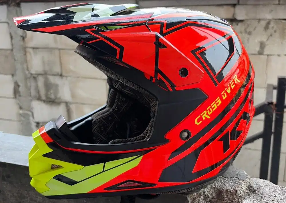JUAL HELM KYT CROSS OVER