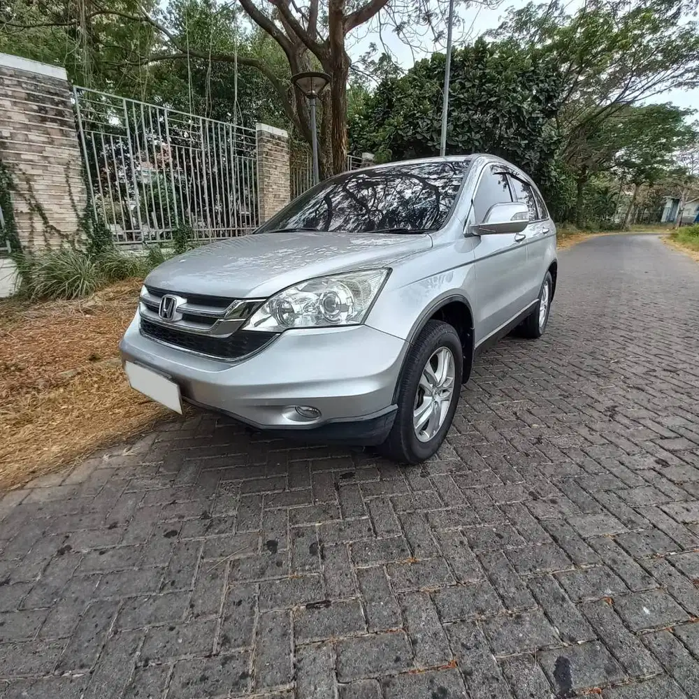 HONDA CR-V 2.4 AT 2010 — SUPER WELL MAINTAINED & READY TO USE