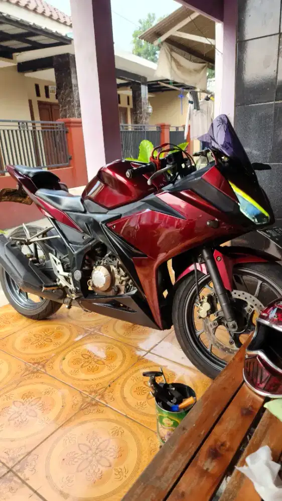 Honda CBR 150r 2018