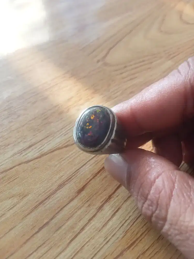 BLACK OPAL KALI MAYA BANTEN AUSTRALIA AFRIKA
