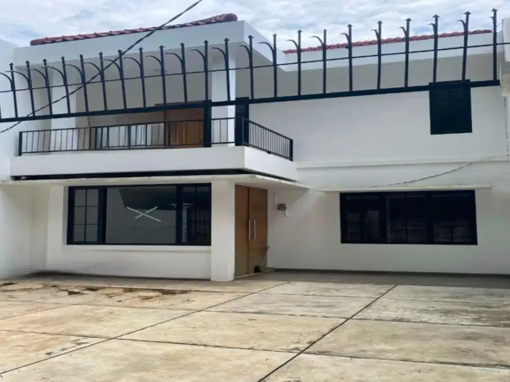 Hunian Premium 2 Lantai Plus Basement di Harjamukti