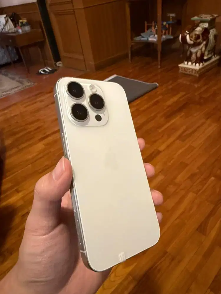 Iphone 15 Pro 128 GB Inter
