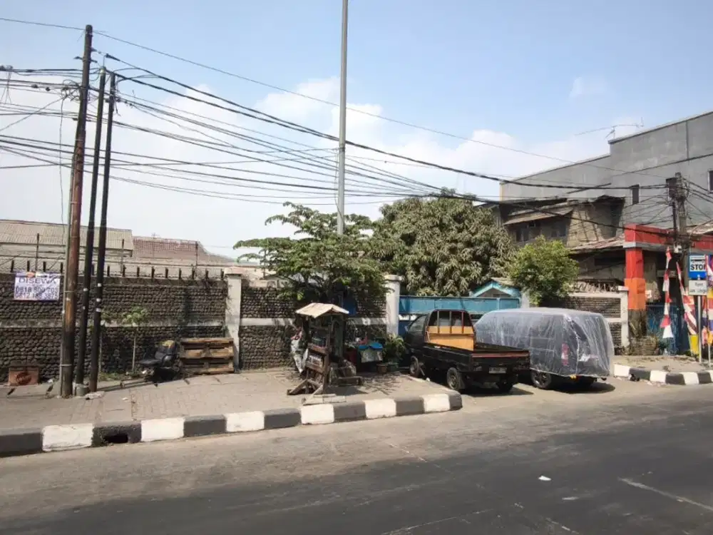 Disewakan Bangunan ex Bengkel Mobil Jalan Raya Jampea Koja Tanjung Priok Jakarta Utara