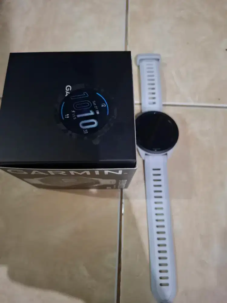 Garmin forerunner 165