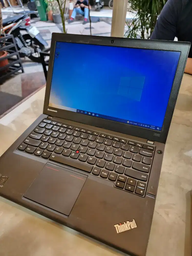 LENOVO THINKPAD X240 i5 RAM 8GB – LAPTOP KERJA MURAH