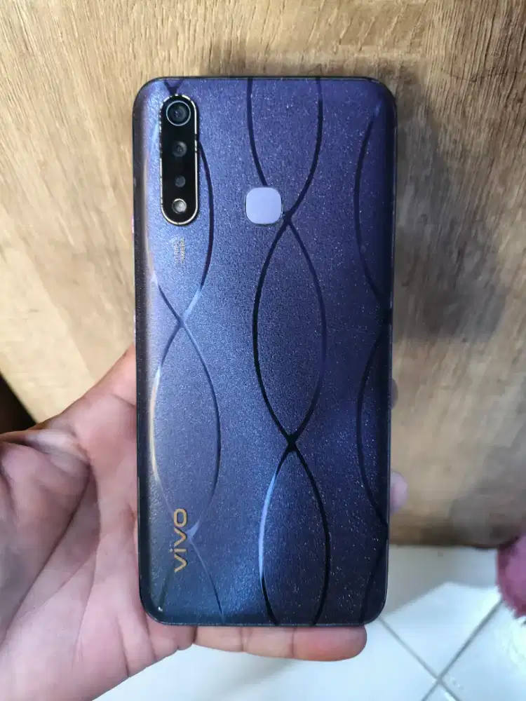 Vivo V19 8/256GB 5000MAH Segel Normal Siap Pake BS TT