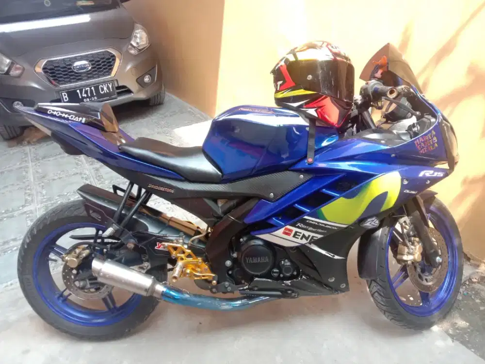 Jual motor R15 V2 2017 Surat lengkap