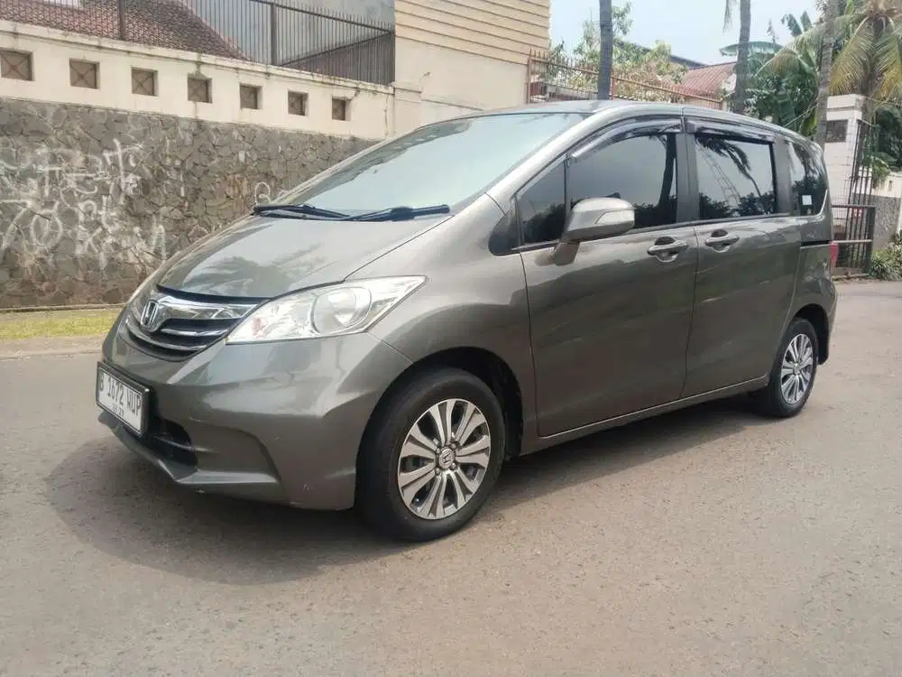 Honda Freed 2014 Bensin